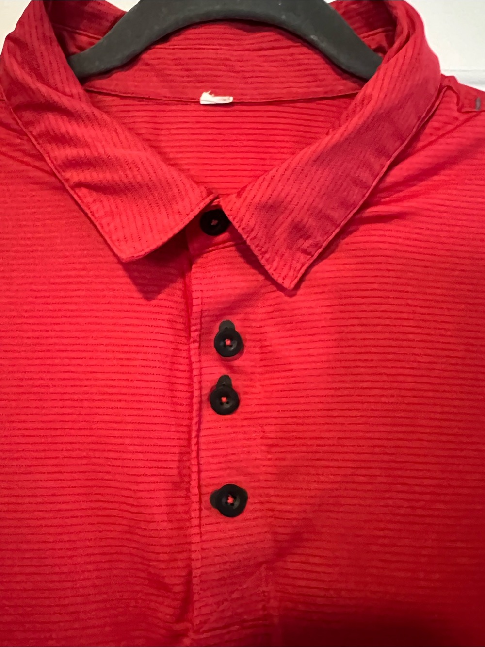 Men's Lulu Lemon. Red Short-Sleeve Polo Shirt size L/XL - Picture 3 of 11
